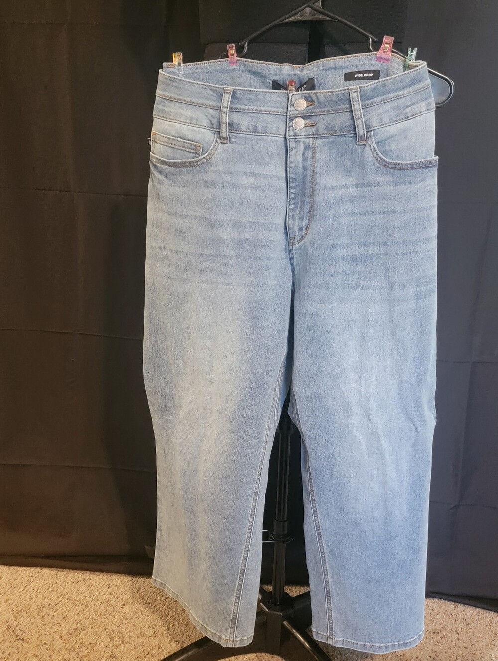 Judy Blue Washed Light Blue Wide Crop Jeans